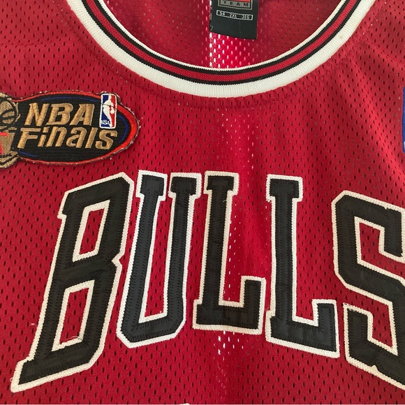 1997-98 Michael Jordan BULLS NBA FINALS Jersey - Size 54 - Picture 3 of 5